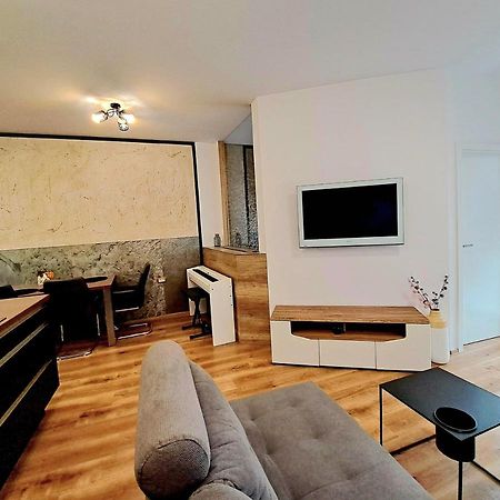 Stunning New Apartment With Free Parking Near City Centre Ljubljana Buitenkant foto