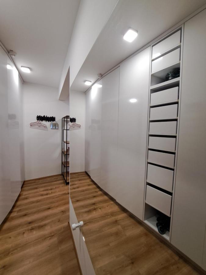 Stunning New Apartment With Free Parking Near City Centre Ljubljana Buitenkant foto