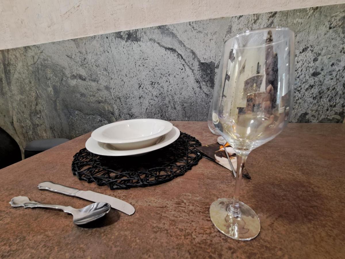 Stunning New Apartment With Free Parking Near City Centre Ljubljana Buitenkant foto